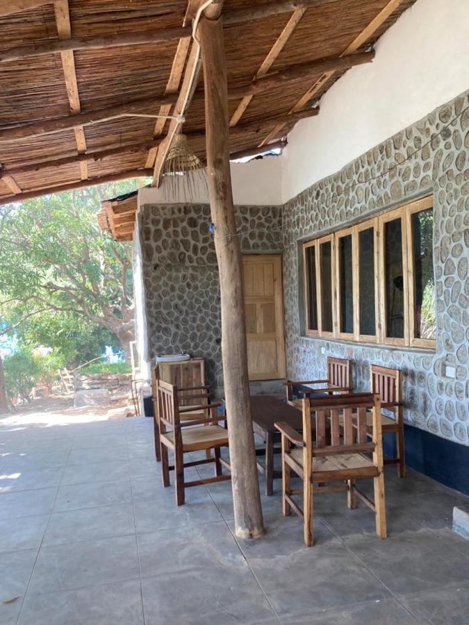 Soul Rebel Lodge & Backpackers Nkhata Bay Exterior photo