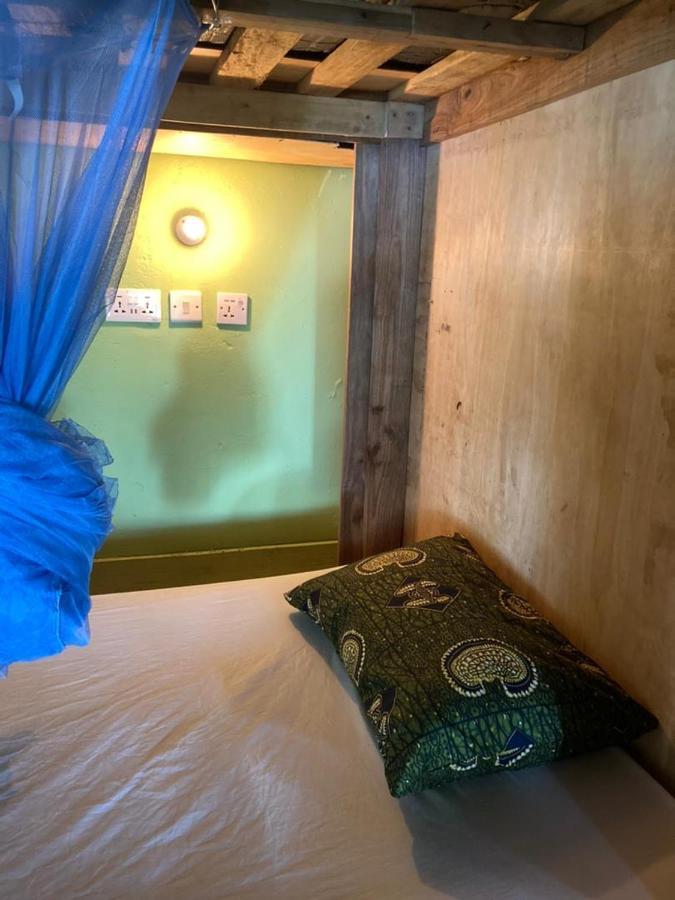 Soul Rebel Lodge & Backpackers Nkhata Bay Exterior photo